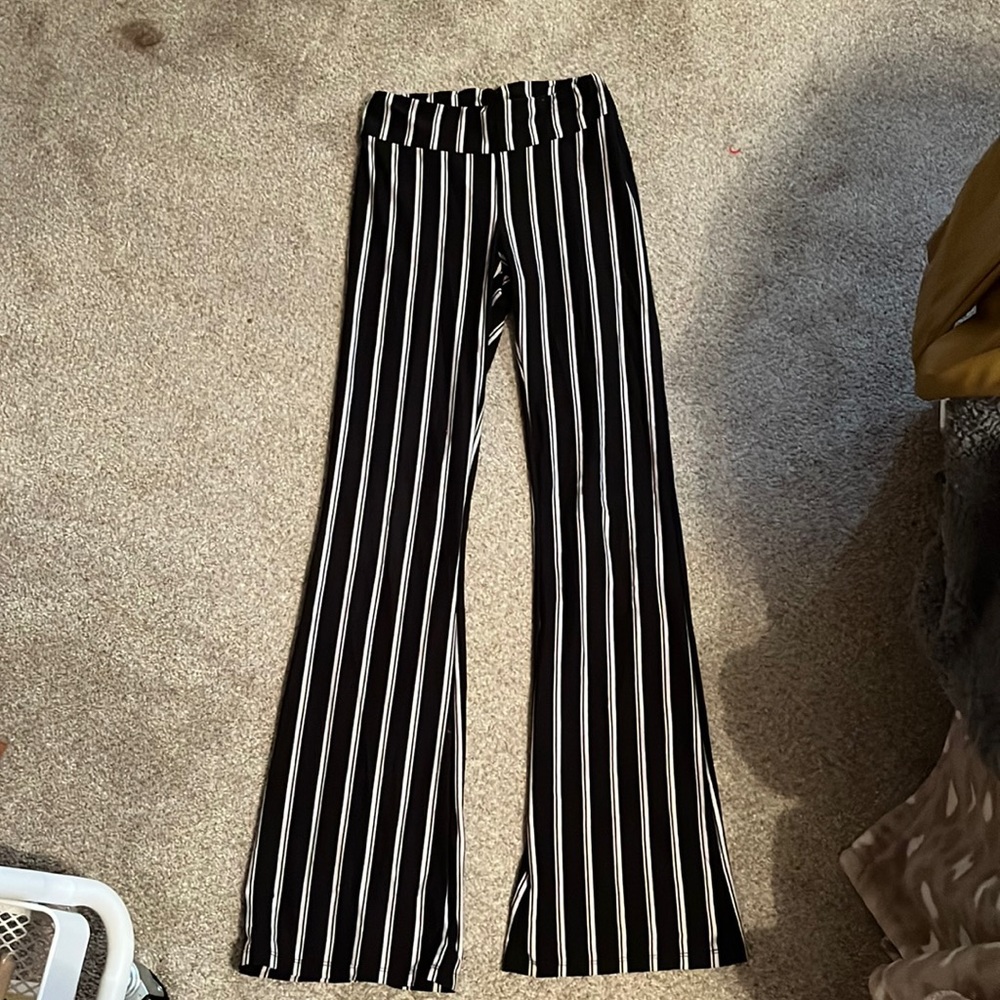 Stripped flare pants